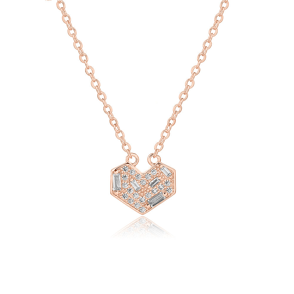 שרשרת לב משובצת אבנים