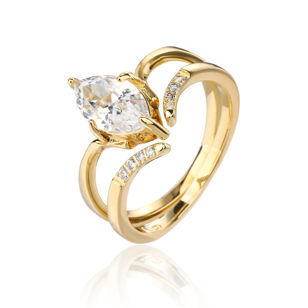 טבעת זהב משובצת אבן אליפסה גדולה