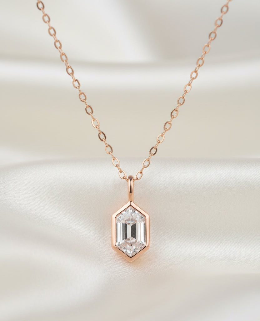 שרשרת רוזגולד אבן משושה