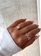 טבעת רוזגולד חלקה אבן אליפסה